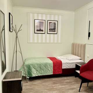 Мини-отель Полярный круг Мурманск №1 Стандарт трехместный с доп.кроватью (в блоке)-8